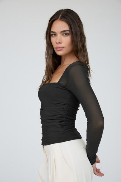 Blusa negra mesh