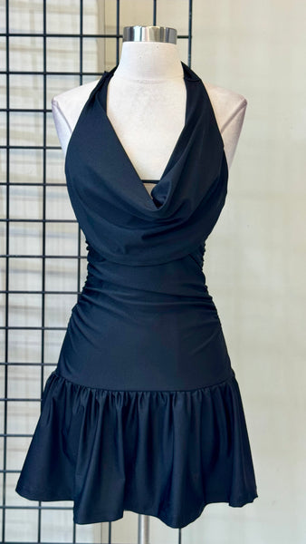 Vestido negro halter