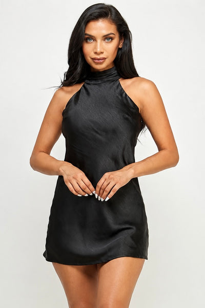 Vestido negro espalda