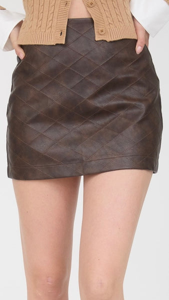 Falda café rombo