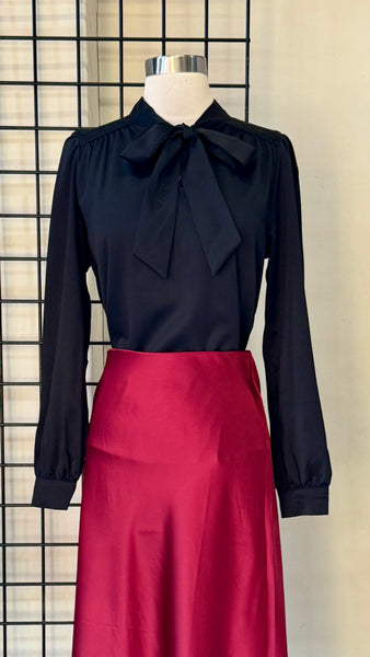 Blusa negra cuello