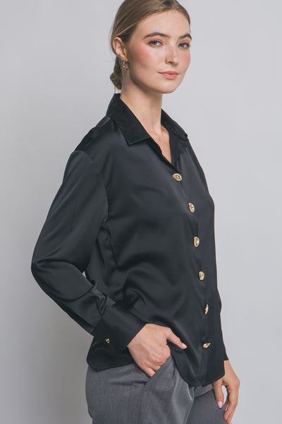 Blusa negra botones