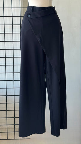 Pantalón negro falda