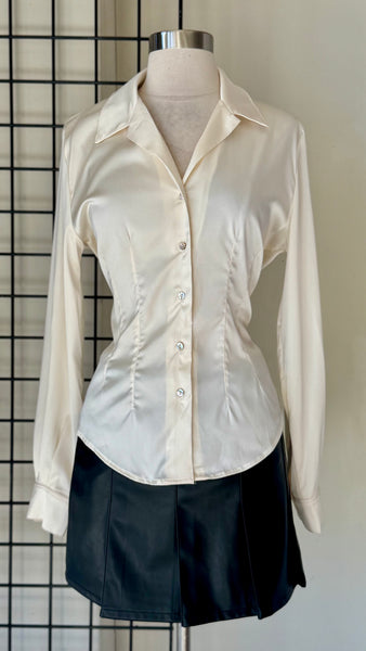 Blusa beige botones