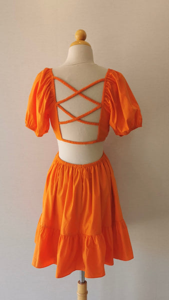 VESTIDO NARANJA ABIERTO