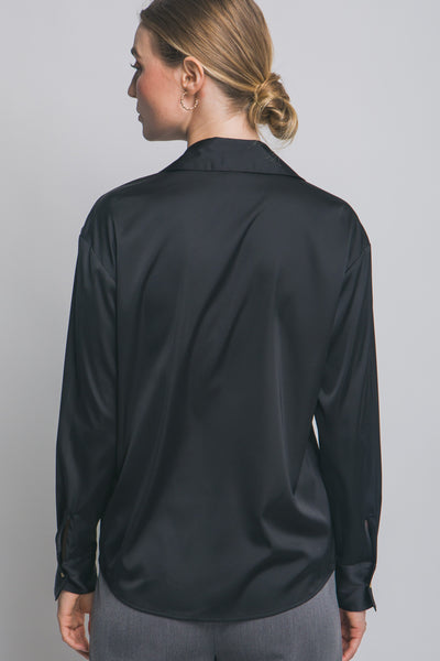 Blusa negra botones