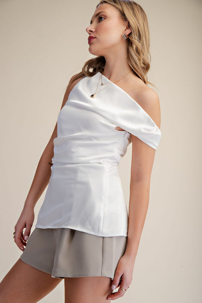 Blusa beige sin hombro