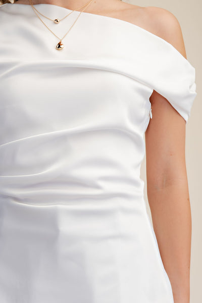 Blusa beige sin hombro