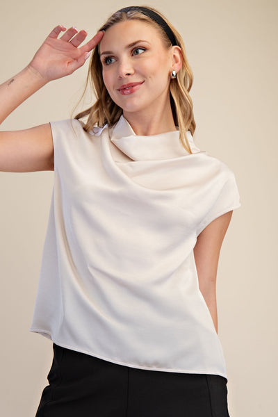 Blusa beige cuello