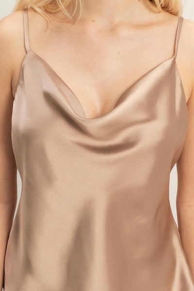Blusa beige satín