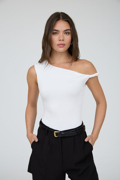 Bodysuit blanca hombro