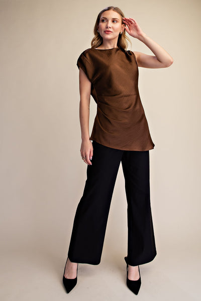 Blusa café hombro