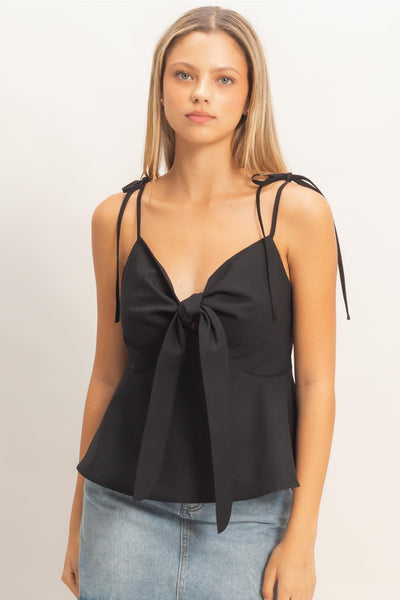 Blusa negra nudo