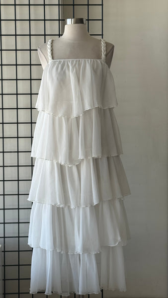 VESTIDO BLANCO TRENZAS A MEDIA PIERNA