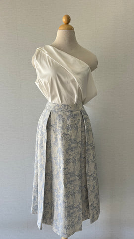 FALDA AZUL SILLON A MEDIA PIERNA