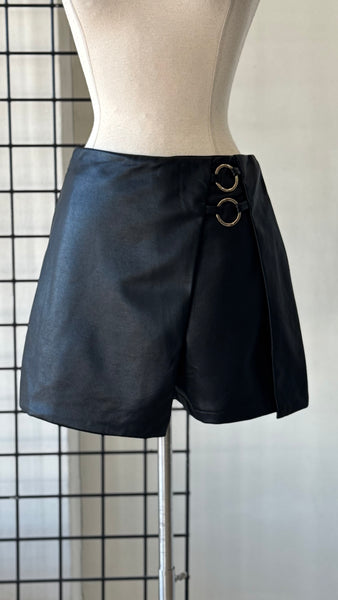 Shorts negro