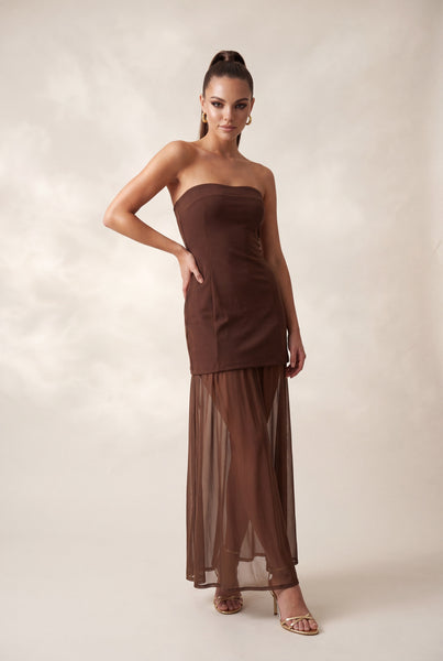 Vestido café largo