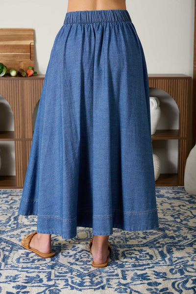 Falda mezclilla a media pierna