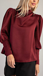 Blusa vino satín