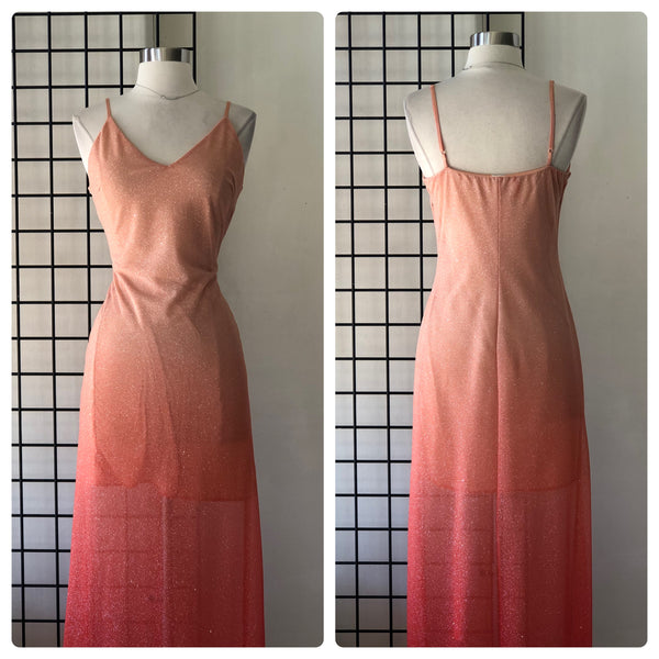 Vestido coral largo brillos