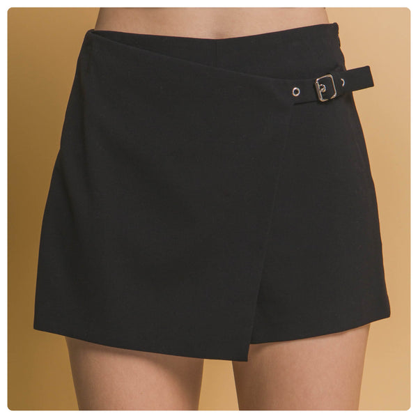 Falda shorts negra