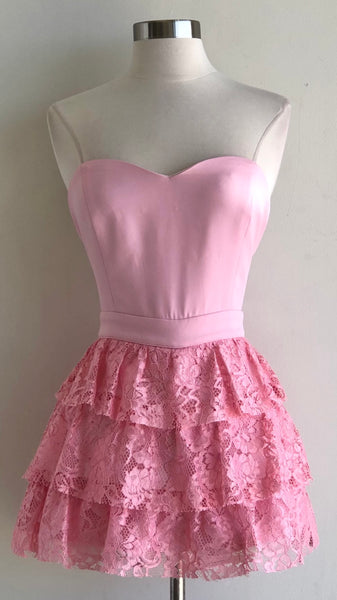 Vestido rosa encaje