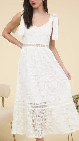 Vestido blanco a media pierna