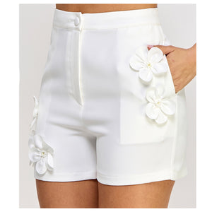 Shorts blanco flor