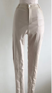 Pantalón beige piel skinny