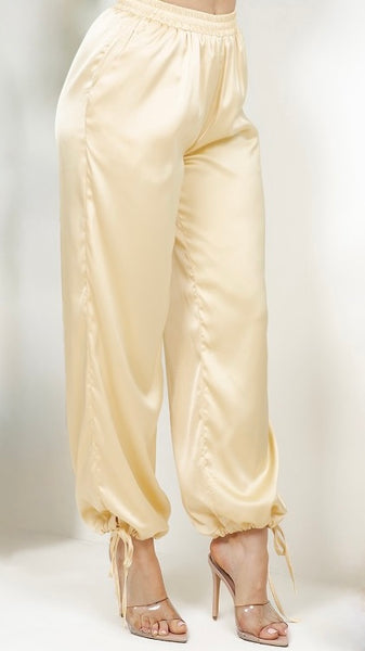 Pantalón amarillo