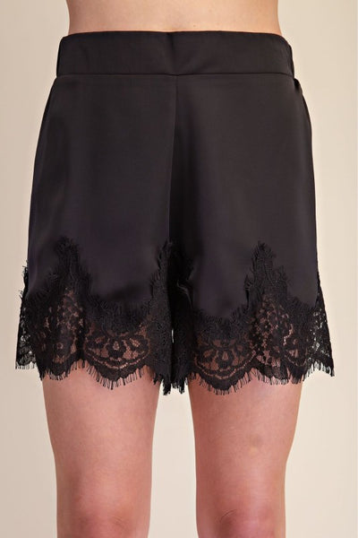Shorts negro encaje