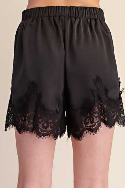 Shorts negro encaje