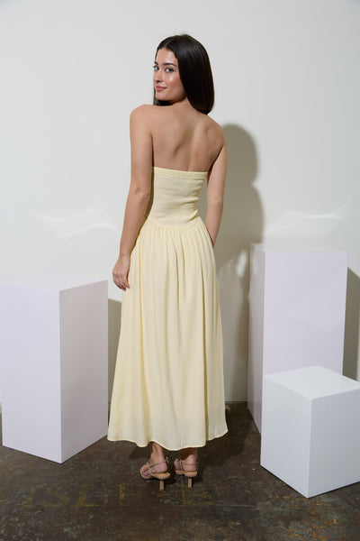 Vestido amarillo a media pierna