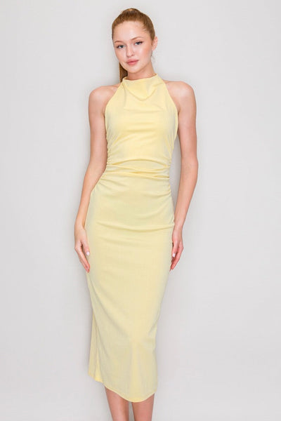 Vestido amarillo halter a media pierna