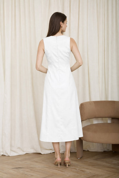 Vestido blanco a media pierna