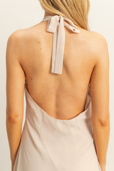 Vestido beige a media pierna