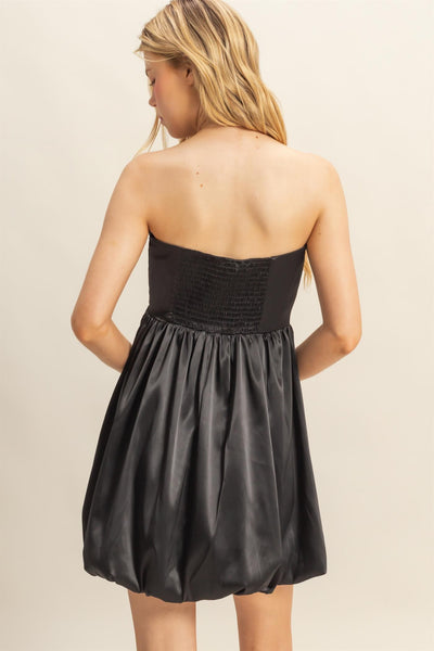 Vestido negro burbuja