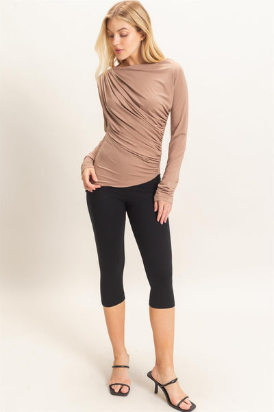 Blusa beige hombro