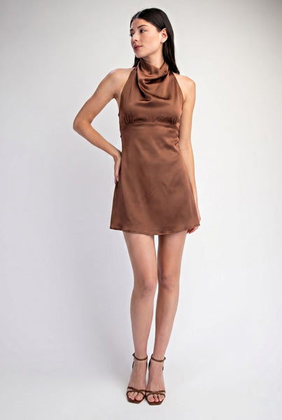 Vestido moca satín
