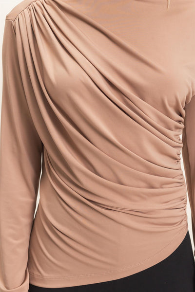Blusa beige hombro
